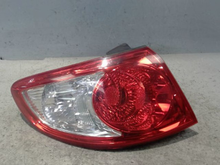 FEU ARRIERE GAUCHE  HYUNDAI SANTAFE