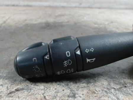 COMMANDE CLIGNOTANT DACIA LOGAN MCV 2007-