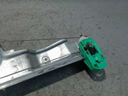 MECANISME+MOTEUR LEVE-GLACE AVANT GAUCHE RENAULT SCENIC II PH2 2006-
