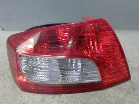 FEU ARRIERE GAUCHE  PEUGEOT 407
