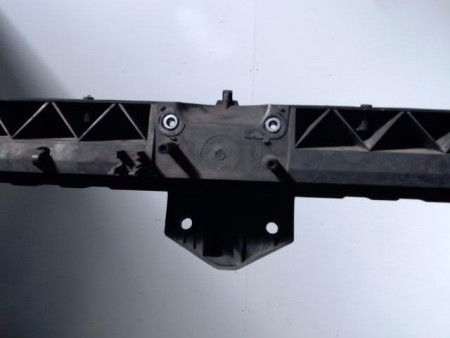 TRAVERSE SUPERIEURE ARMATURE AVANT PEUGEOT PARTNER TEPEE 2008-