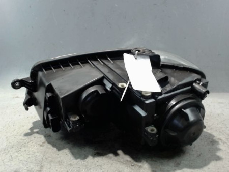 PHARE DROIT VOLKSWAGEN TOURAN 09-