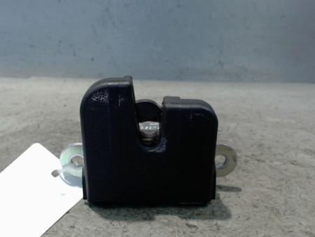 SERRURE HAYON  VOLKSWAGEN TOURAN 09-