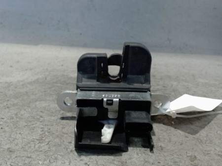 SERRURE HAYON  VOLKSWAGEN TOURAN 09-