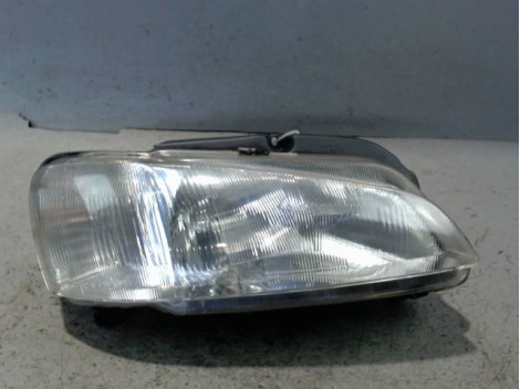 PHARE DROIT PEUGEOT 106 96-2003