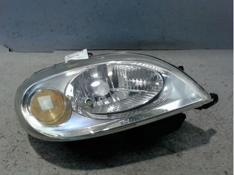 PHARE DROIT CITROEN SAXO 99-