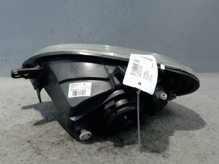 PHARE DROIT CITROEN SAXO 99-