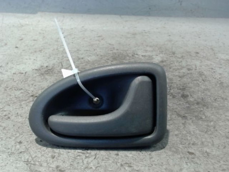 POIGNEE INTERIEURE PORTE AVANT DROIT RENAULT SCENIC I PH2 99-03