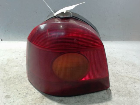 FEU ARRIERE GAUCHE  RENAULT TWINGO 93-98