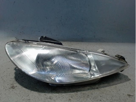 PHARE DROIT PEUGEOT 206 5P