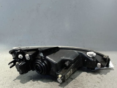 PHARE GAUCHE PEUGEOT 206 5P