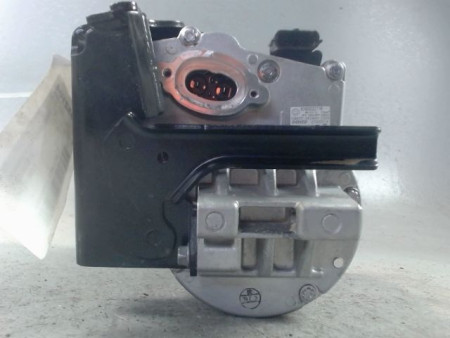 COMPRESSEUR AIR CONDITIONNE RENAULT CAPTUR