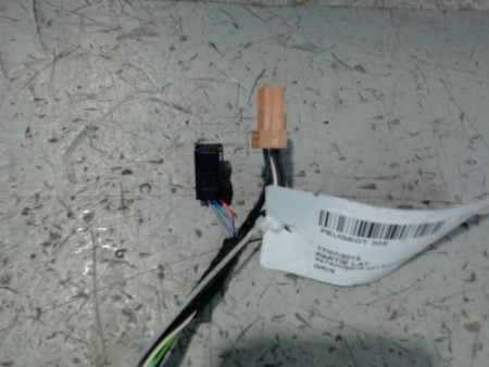 RETROVISEUR EXTERIEUR ELECTRIQUE DROIT PEUGEOT 208