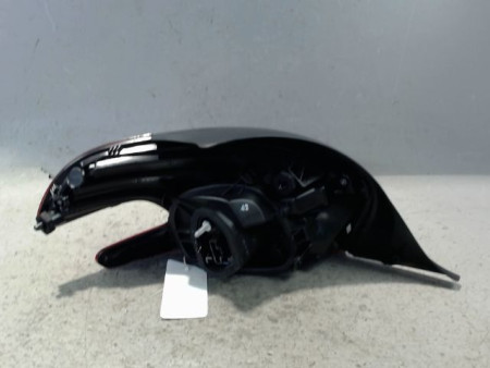 FEU ARRIERE DROIT PEUGEOT 208