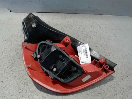 FEU ARRIERE DROIT RENAULT CLIO III 2007-