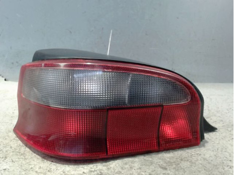 FEU ARRIERE GAUCHE  CITROEN SAXO -99