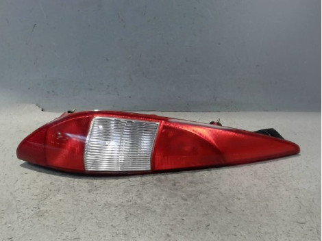 FEU ARRIERE GAUCHE  FORD MONDEO 2000-2007