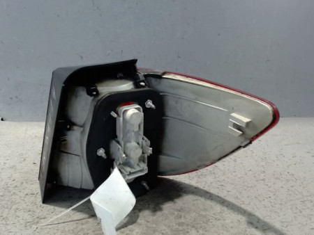 FEU ARRIERE GAUCHE  MERCEDES CLASSE B 2008-