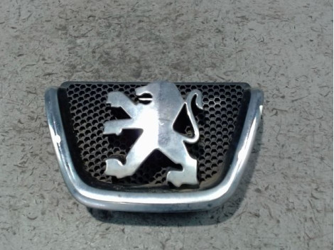 SIGLE CALANDRE PEUGEOT 206 SW 02-06