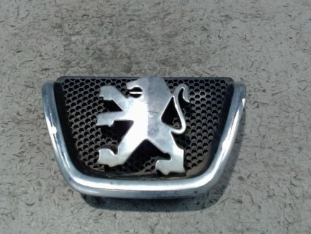 SIGLE CALANDRE PEUGEOT 206 SW 02-06