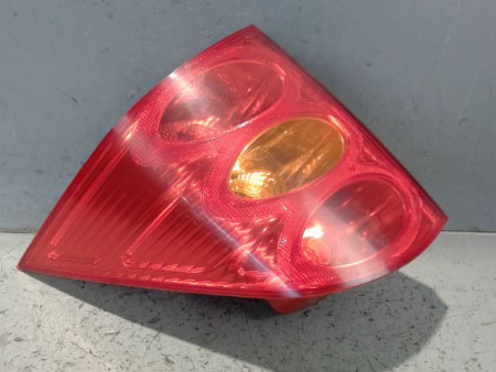 FEU ARRIERE GAUCHE  PEUGEOT 1007