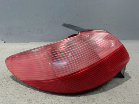 FEU ARRIERE GAUCHE  PEUGEOT 206 5P