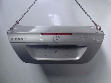 COFFRE ARRIERE MERCEDES CLASSE E 2002-