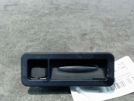 ACTIONNEUR SERRURE HAYON  JEEP CHEROKEE 2004-