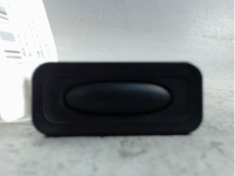 ACTIONNEUR SERRURE HAYON  RENAULT SCENIC II PH1 02-06