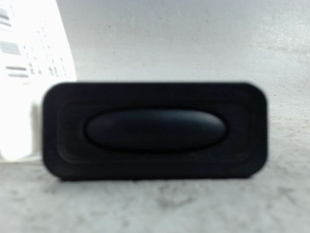 ACTIONNEUR SERRURE HAYON  RENAULT SCENIC II PH1 02-06