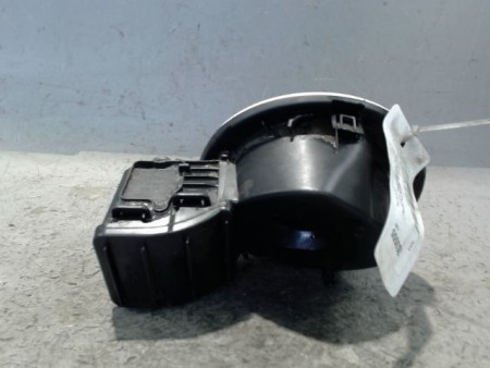 VOLET DE TRAPPE CARBURANT RENAULT SCENIC III 2009-