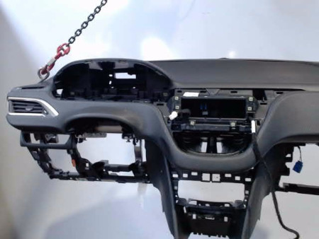 PLANCHE DE BORD  PEUGEOT 2008