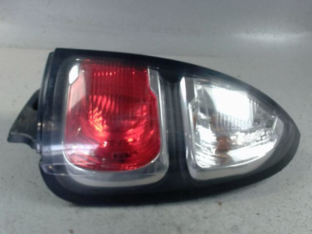 FEU ARRIERE DROIT CITROEN C3 PICASSO 2008-