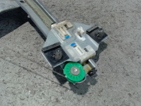MECANISME LEVE-GLACE ARRIERE DROIT DACIA LODGY