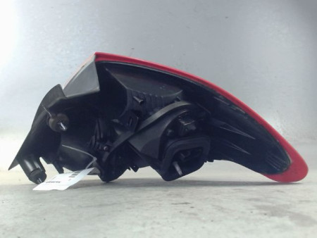 FEU ARRIERE GAUCHE  CITROEN C4 2010-