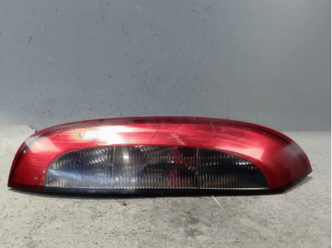 FEU ARRIERE GAUCHE  OPEL CORSA 2000-8.2003