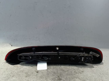 FEU ARRIERE GAUCHE  OPEL CORSA 2000-8.2003