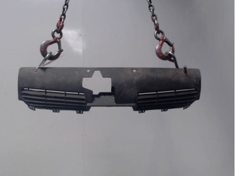 GRILLE CALANDRE PEUGEOT 206 SW 02-06