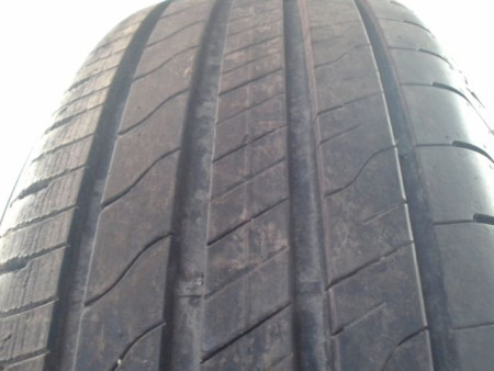 Pneu GOOD YEAR EFFICIENTGRIP 2 SUV 235 65 17 108 H
