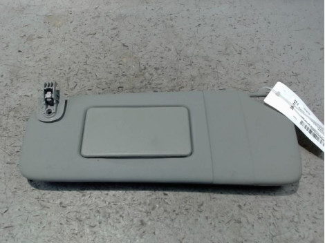 PARE-SOLEIL G RENAULT CLIO II CAMPUS 06-