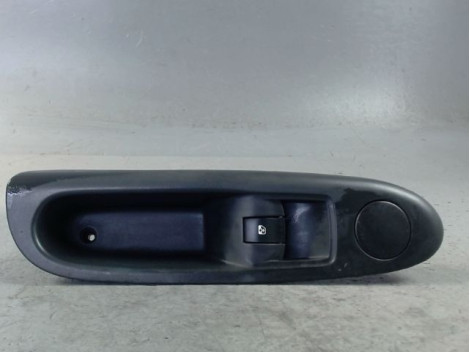 COMMANDE LEVE-GLACE PORTE AVD RENAULT CLIO II CAMPUS 06-