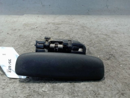 POIGNEE EXTERIEURE PORTE ARRIERE DROIT CITROEN SAXO -99