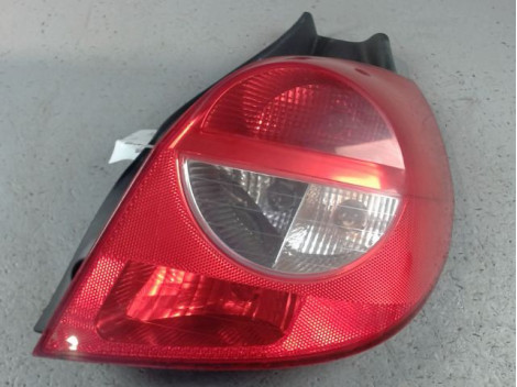 FEU ARRIERE DROIT RENAULT CLIO III 2005-