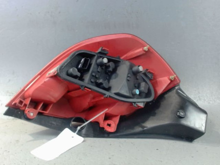 FEU ARRIERE DROIT RENAULT CLIO III 2005-