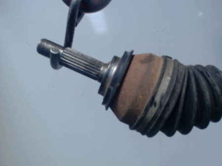 TRANSMISSION AVANT DROIT DACIA SANDERO 2008- 1.4 