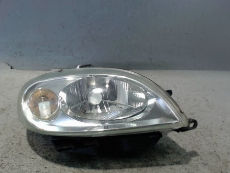 PHARE DROIT CITROEN SAXO 99-