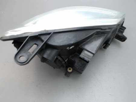 PHARE GAUCHE PEUGEOT PARTNER FGT 2002-