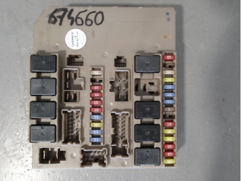 BOITE A FUSIBLES RENAULT CLIO III 2007-