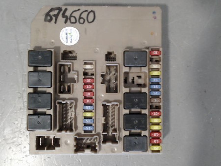 BOITE A FUSIBLES RENAULT CLIO III 2007-