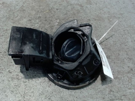 VOLET DE TRAPPE CARBURANT RENAULT CLIO IV